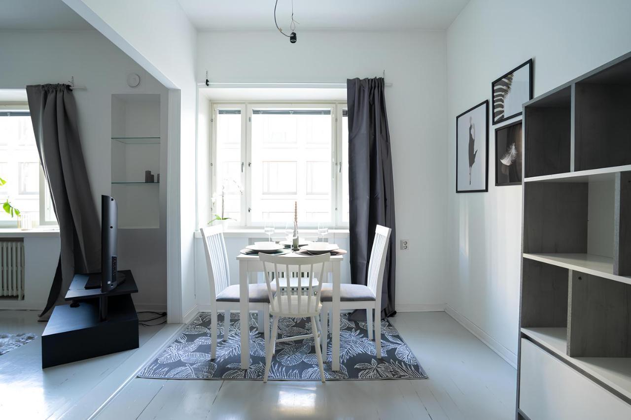 Stylish Studio At The Heart Of Helsinki Lejlighed Eksteriør billede